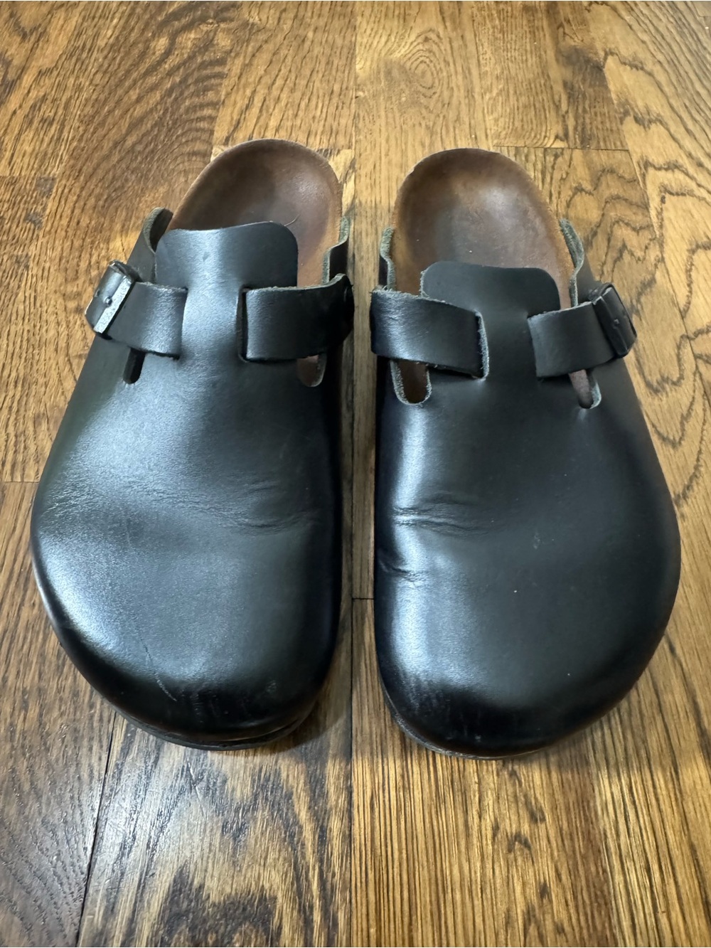Birkenstock Black Leather Slip-On Clogs EU 40, M7 W9